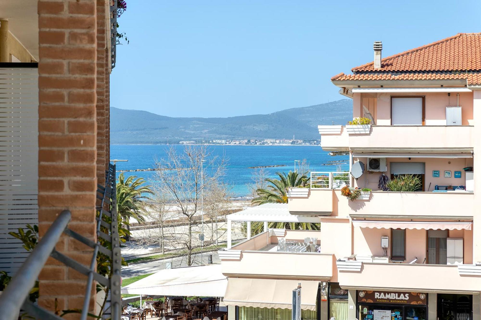 Apartment Seaview - Appartamento Fronte Mare Alghero